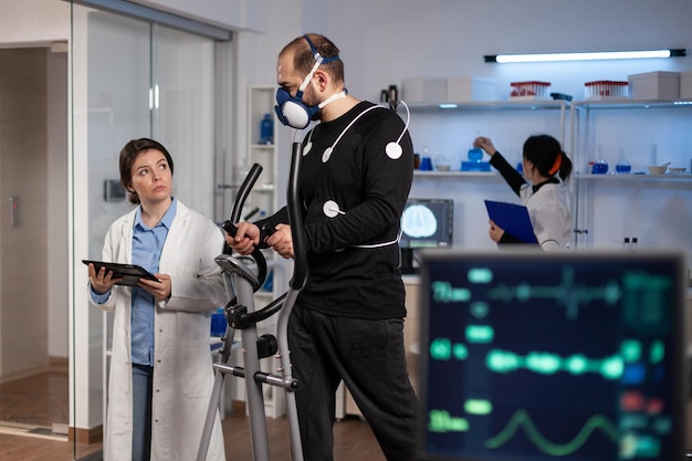 Biohacking Techniques to Improve Recovery and Wellness Naturally