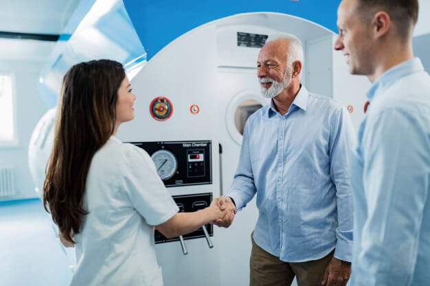 The Rise of Longevity Clinics in India and How HBOT Fits In