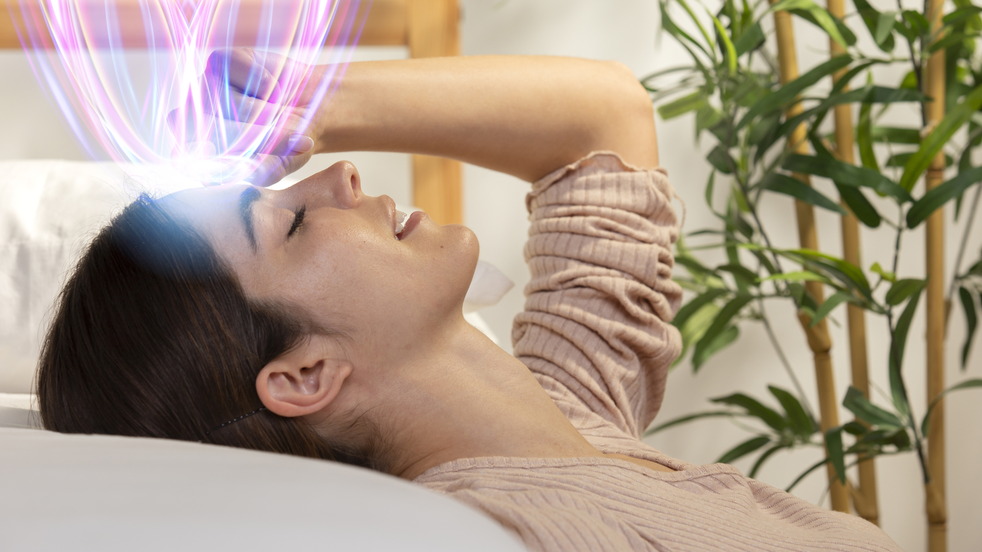 red light therapy, photobiomodulation therapy treatment, PBM therapy for pain relief, red light therapy for skin rejuvenation